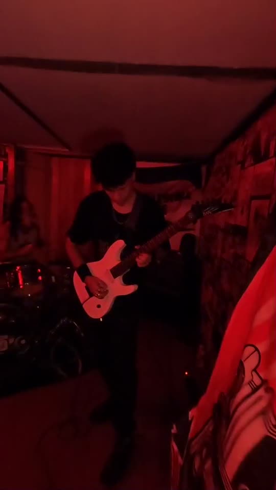 BELHELL AO VIVO